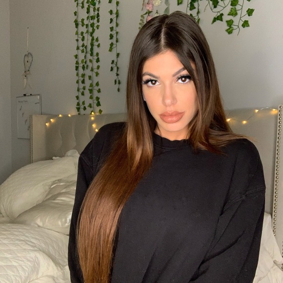 Meet your Posher, Meghan - Picture 7 of 7